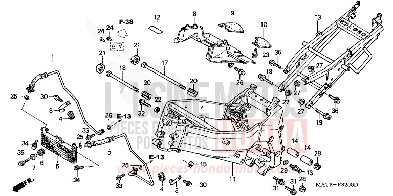 CARROSSERIE DE CHASSIS/REFROIDISSEUR D'HUILE (V/W) de Super Blackbird CANDY GLORY RED-U (R101) 1998